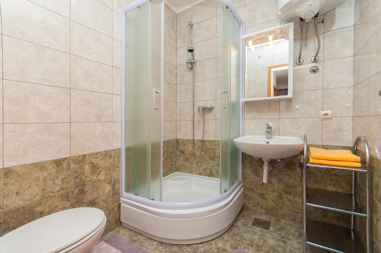 Apartments Ricina Дуги-Рат Экстерьер фото
